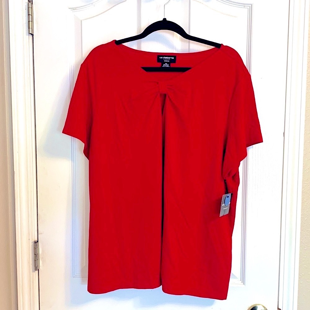 New NWT Liz Claiborne Career Woman red top 2X